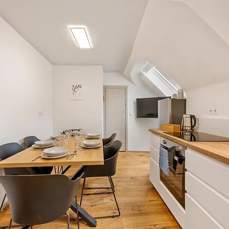 Sali Homes - - Altstadt Gg 95 Apartmán